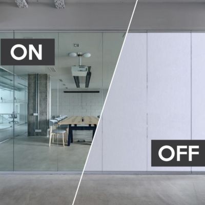 Ultra Low Atomization Conferentieruimte Smart Glass Film afstandsbediening Privacy Glas Geluidsisolatie Helder gehard glaspaneel