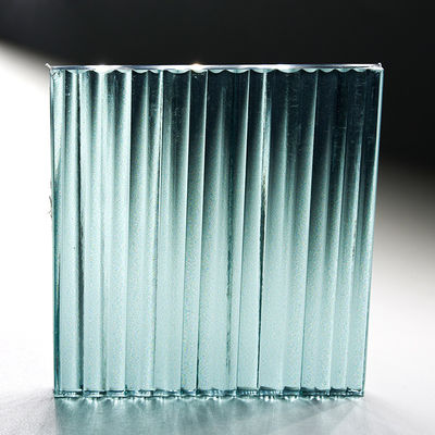 Doorzichtige Decoratieve Glazen Scheidingswanden Gepersonaliseerde Interieur Decoratieve Deuren Glas Huis Decoratie Glas 2mm-25mm Voor Ourtyard / Supermarkt