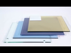 Architectonische decoratie Kleurrijke transparante gehard glasboor